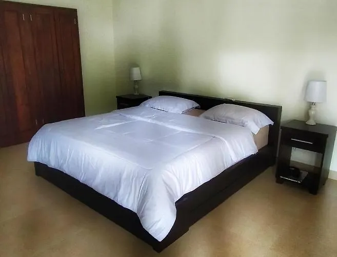 Rumah Haag Lodge *