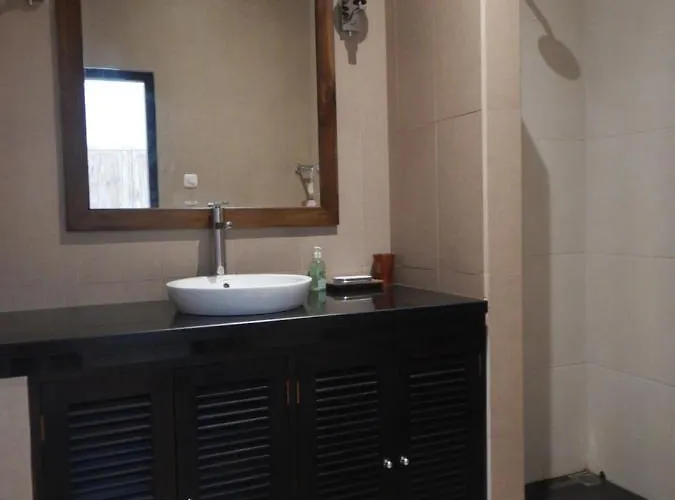 Rumah Haag Lodge Lovina
